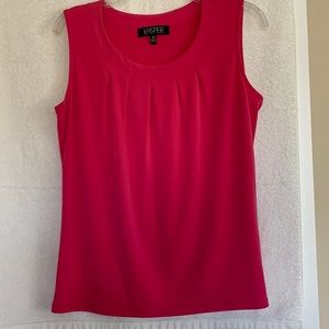 NWOT Kasper deep pink top. Circular neckline with loose pleats design. Excellent